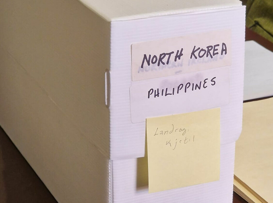 I SAMME BOKS: Materialet fra Norge lå i samme boks som Nord-Korea.