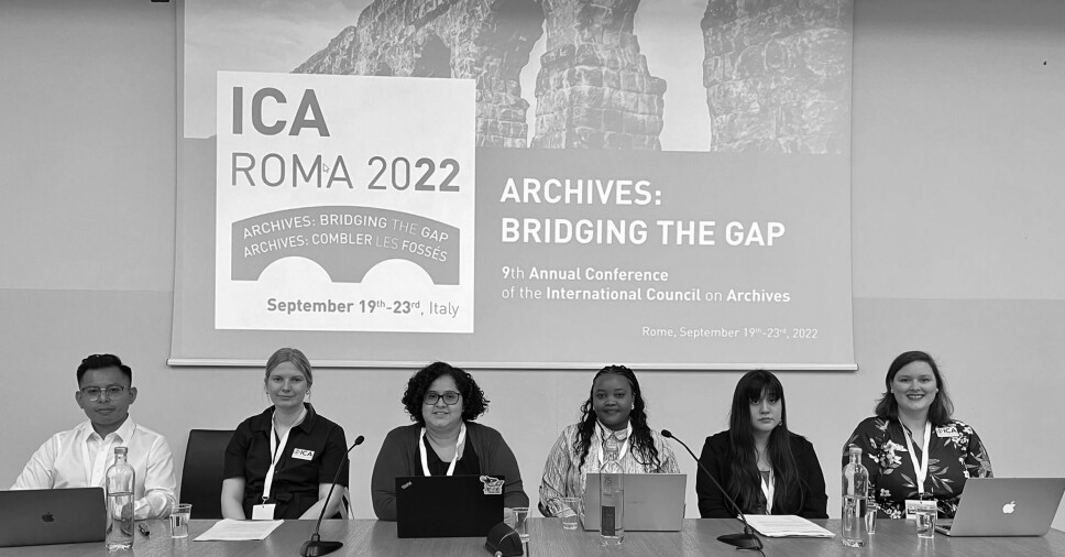 PÅ PODIET I ROMA: Her ser vi representantene fra Active New Professionals 2022 på ICA-konferansen i Roma. Fra venstre: Oscar Zamora Flores (USA), Janny Sjåholm (Norge), Gina Chacon Vargas (Costa Rica), Lerato Tshabalala (Sør-Afrika), Laura Yturbe Mori (Peru) og Susannah Tindall (Australia).