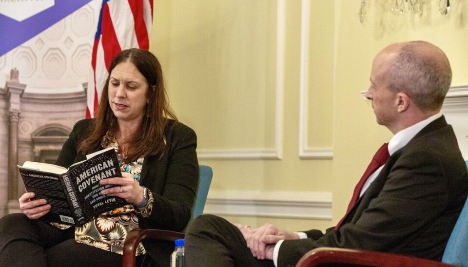 DEBATT: USAs riksarkivar, dr. Colleen Shogan, i samtale med dr. Yuval Levin om hans nyeste bok, American Covenant, ved Nasjonalarkivet 29. januar.
